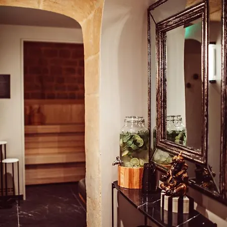 Hotell Monsieur George & - Champs-elysees 5*
