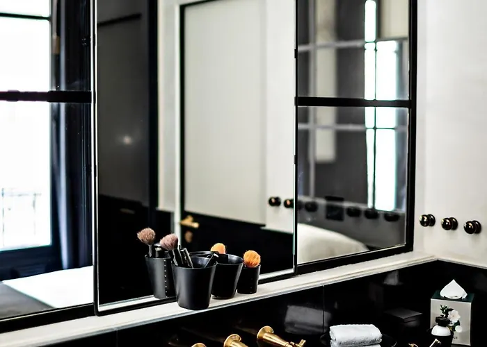 Monsieur George & - Champs-elysees Hotell Paris