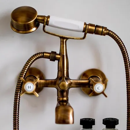 Monsieur George & - Champs-elysees