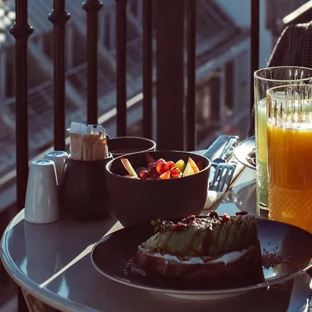 Monsieur George Hotel&spa - Champs-elysées Hotel Paris