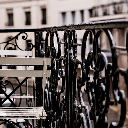 Monsieur George & - Champs-elysees باريس