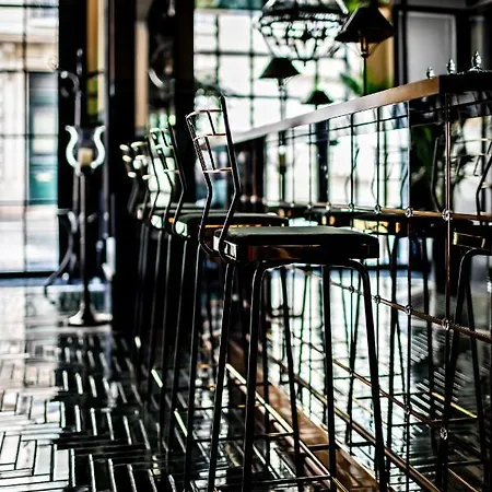 Monsieur George & - Champs-elysees 호텔