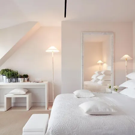 Hotel Monsieur George & - Champs-elysees 5*