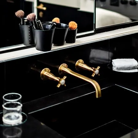Monsieur George & - Champs-elysees Hotel 5*