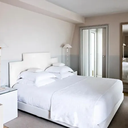 Monsieur George & - Champs-elysees Hotel Paris