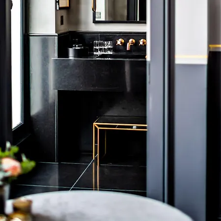 Monsieur George & - Champs-elysees 5*