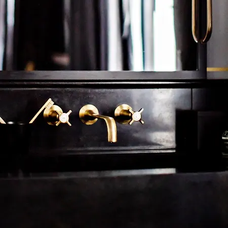 Monsieur George & - Champs-elysees