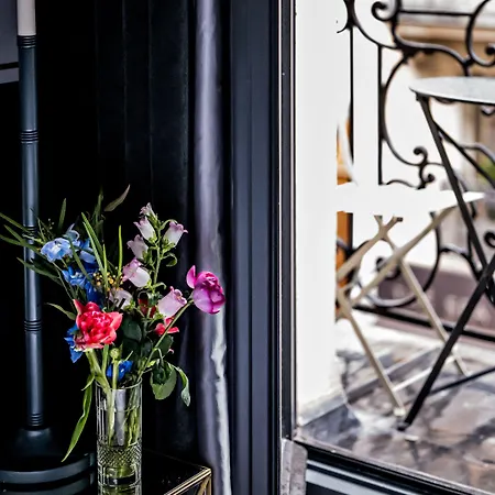 Monsieur George & - Champs-elysees