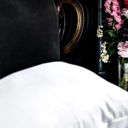 Hotel Monsieur George & - Champs-elysees