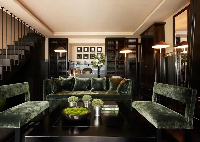 Monsieur George & - Champs-elysees Paris