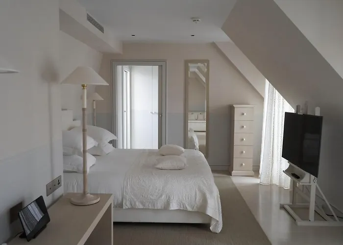 Monsieur George & - Champs-elysees Otel