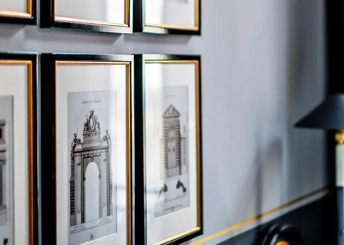 Otel Monsieur George & - Champs-elysees 5*