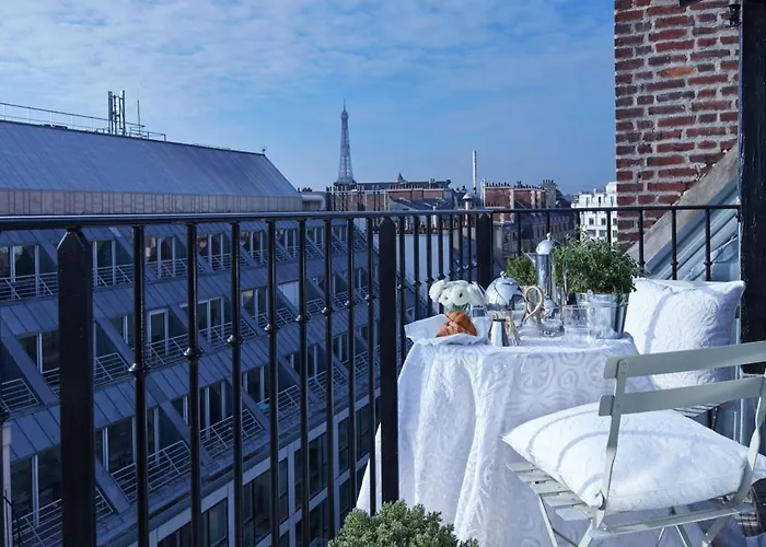 Otel Monsieur George & - Champs-elysees 5*