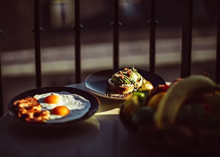 Monsieur George & - Champs-elysees