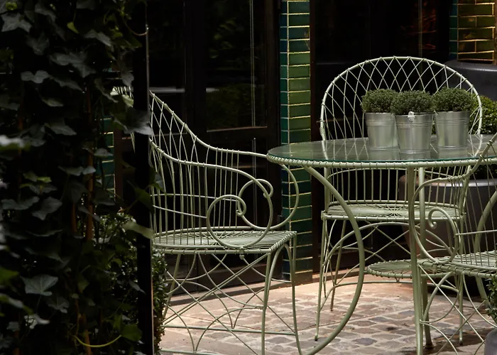 Monsieur George & - Champs-elysees Otel 5*