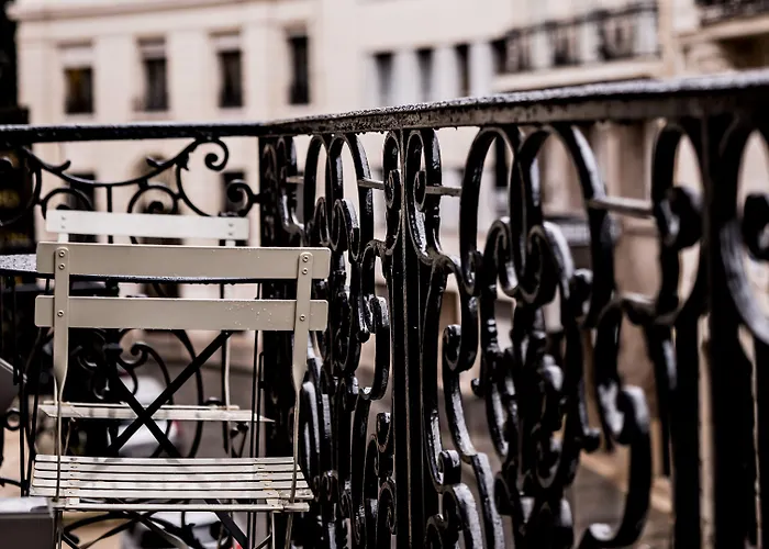 Monsieur George & - Champs-elysees Paris