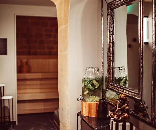 Otel Monsieur George & - Champs-elysees 5*